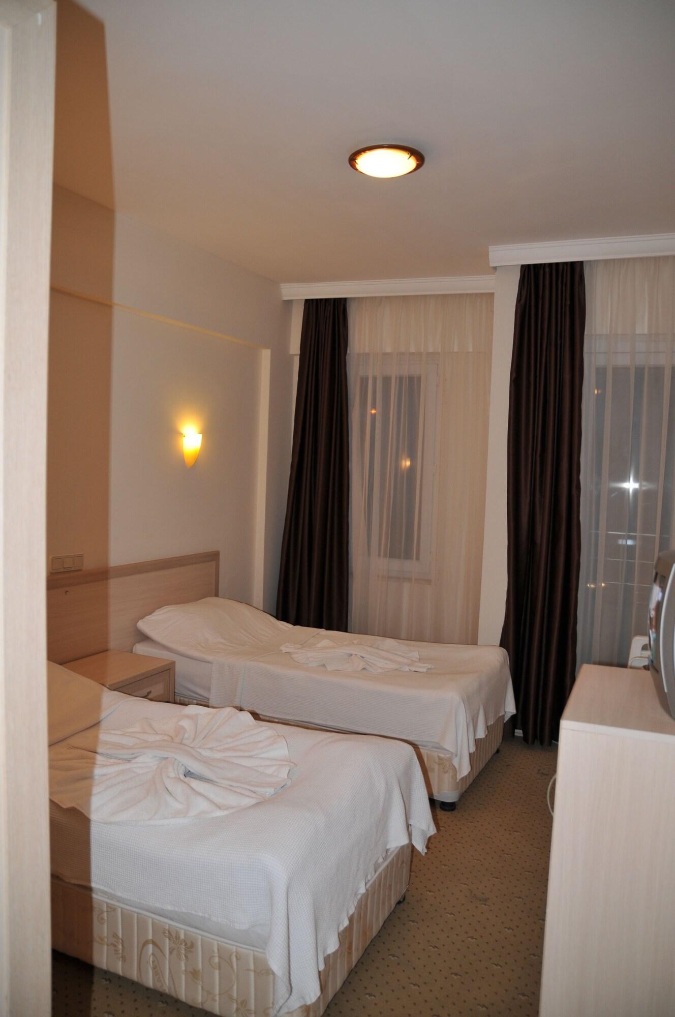 Mikado Hotel ماهموتلار المظهر الخارجي الصورة