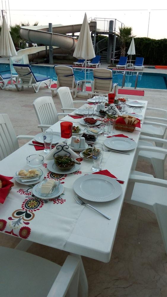 Mikado Hotel ماهموتلار المظهر الخارجي الصورة