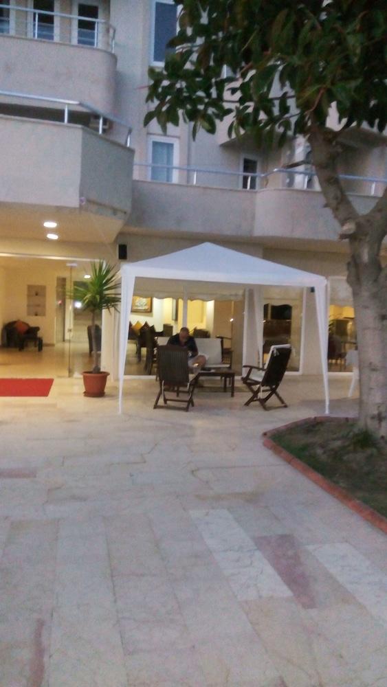 Mikado Hotel ماهموتلار المظهر الخارجي الصورة