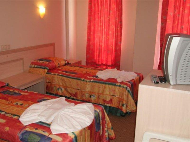 Mikado Hotel ماهموتلار المظهر الخارجي الصورة